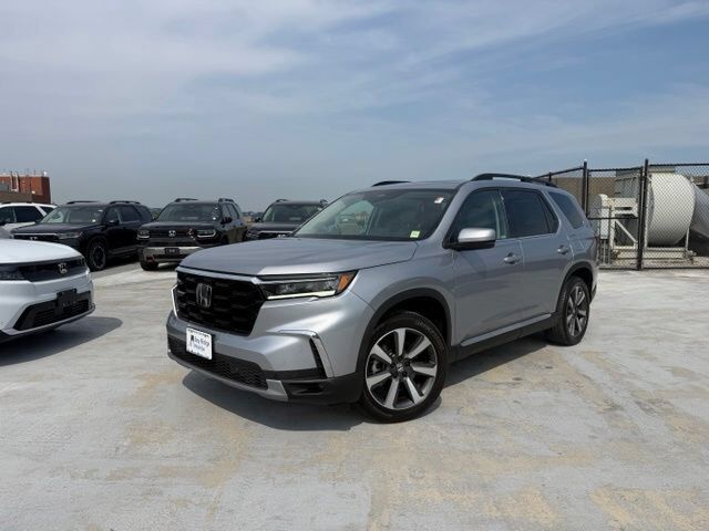 2023 Honda Pilot AWD TRG
