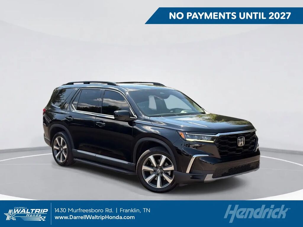 2025 Honda Pilot Touring — photo 1 of 13