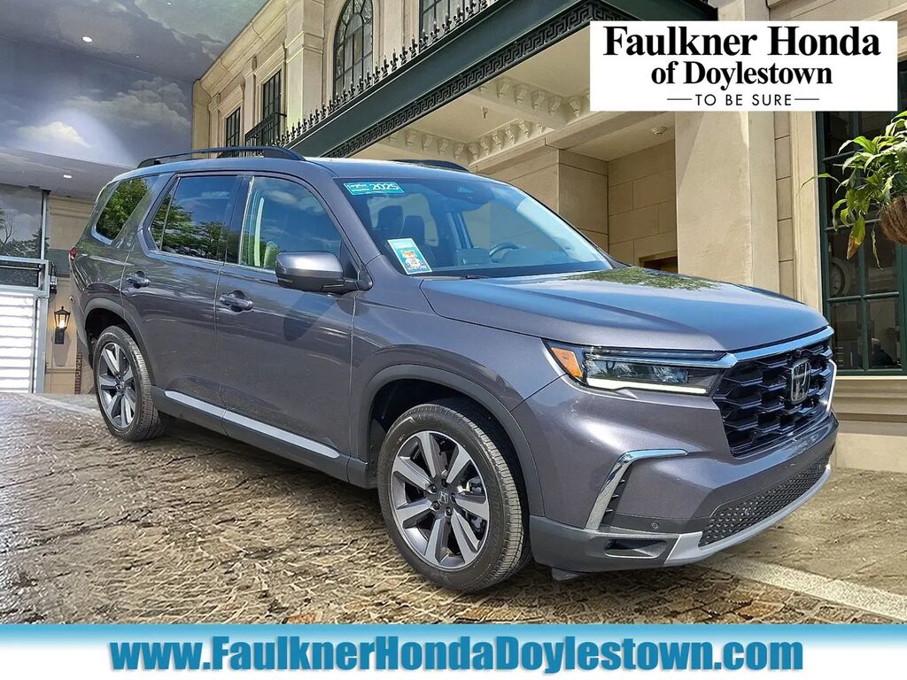 2025 Honda Pilot Elite — photo 1 of 13
