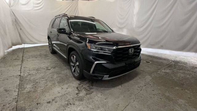2025 Honda Pilot AWD Elite