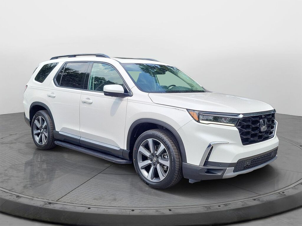 2025 Honda Pilot Elite — photo 1 of 13