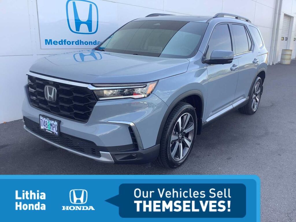 2023 Honda Pilot Elite — photo 1 of 13