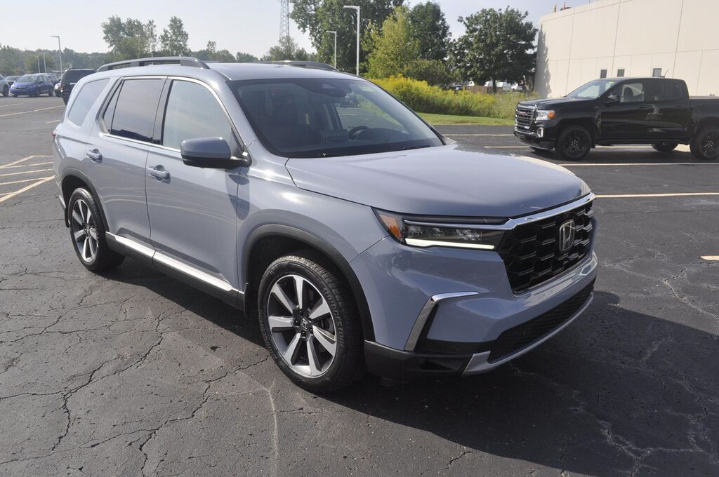 2024 Honda Pilot Elite — photo 1 of 13