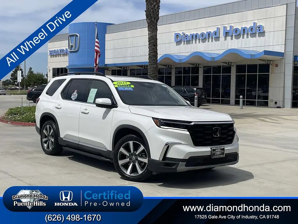 2025 Honda Pilot Elite — photo 1 of 13