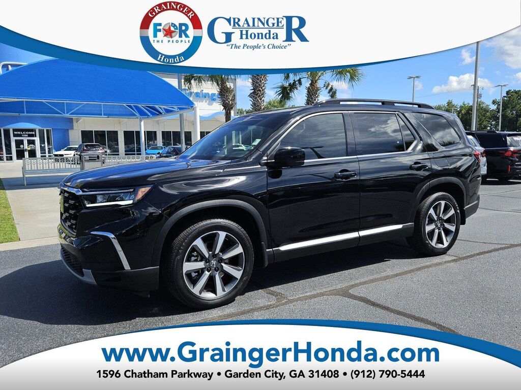 2025 Honda Pilot Elite — photo 1 of 13
