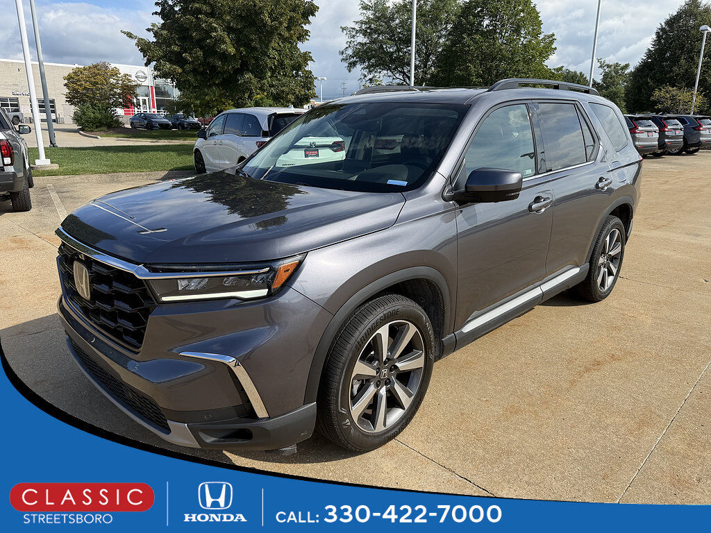 2024 Honda Pilot AWD ELITE — photo 1 of 3