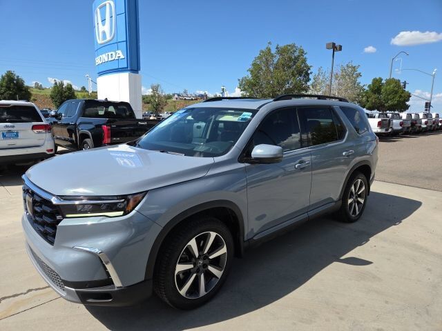 2023 Honda Pilot AWD ELITE