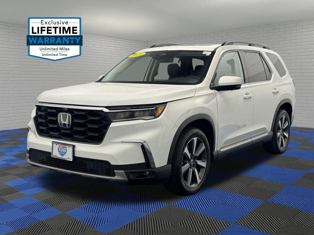 2025 Honda Pilot Elite — photo 1 of 13