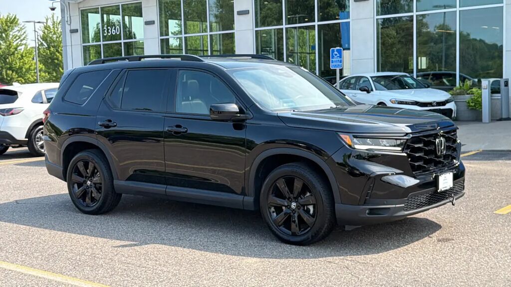 2025 Honda Pilot Black Edition — photo 1 of 13