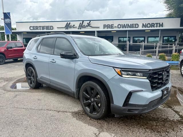 2025 Honda Pilot Black Edition — photo 1 of 13
