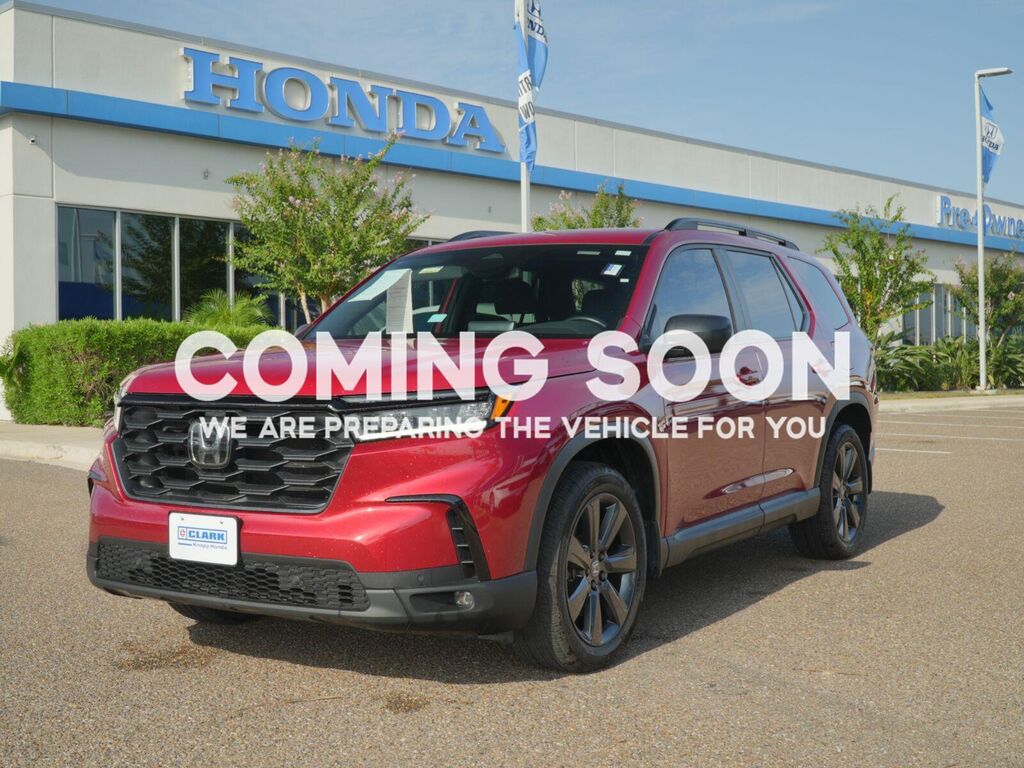 2025 Honda Pilot Sport — photo 1 of 13