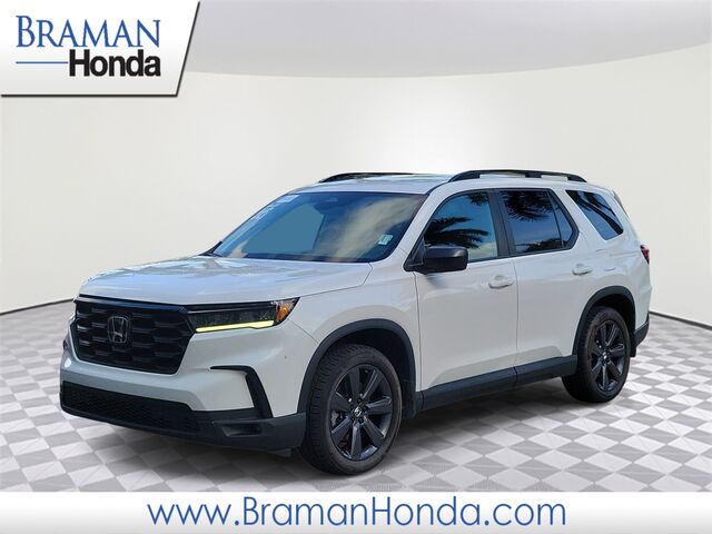 2025 Honda Pilot 2WD Sport