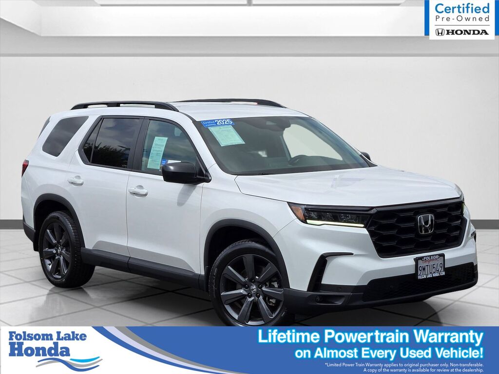 2025 Honda Pilot 2WD Sport — photo 1 of 7
