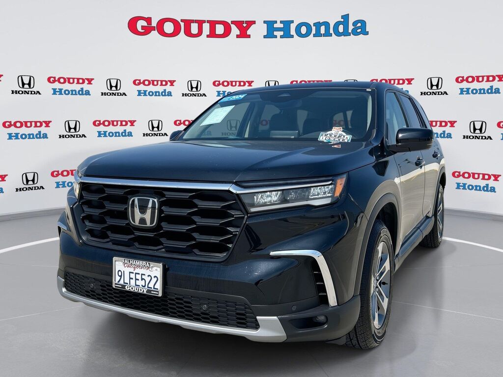 2024 Honda Pilot EX-L — photo 1 of 13