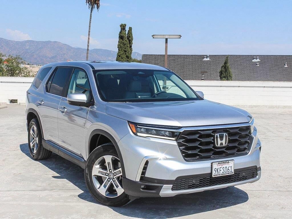 2024 Honda Pilot EX-L — photo 1 of 13