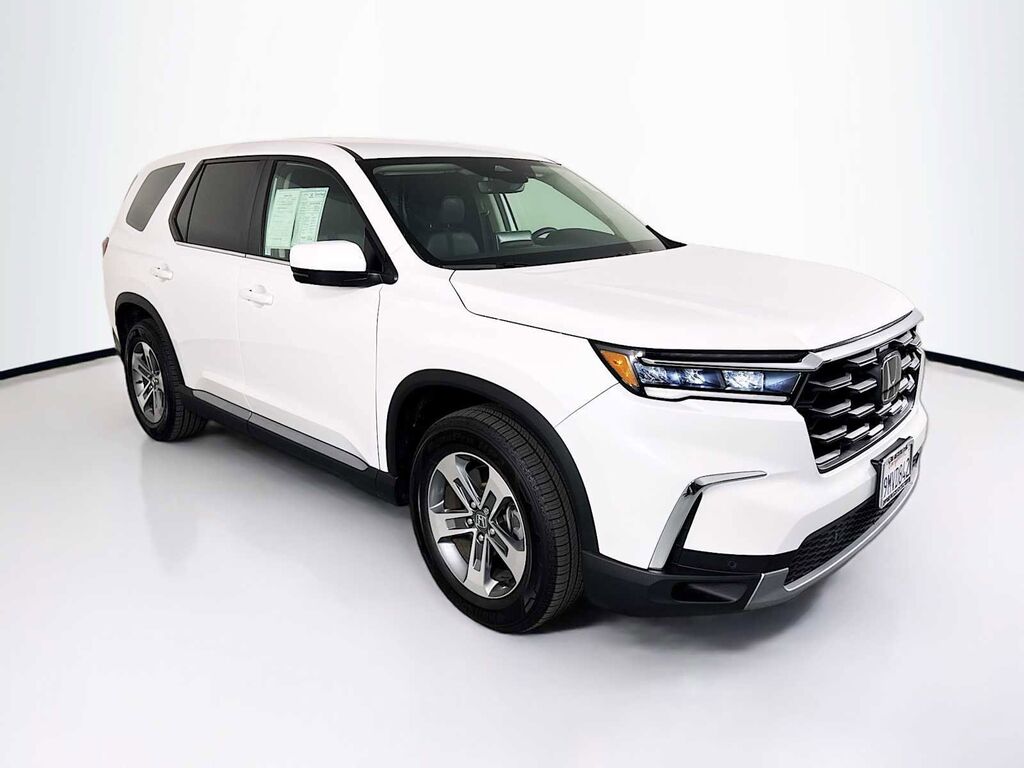 2025 Honda Pilot 2WD EX-L — photo 1 of 7