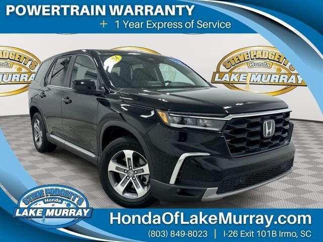 2024 Honda Pilot EX-L w/Rear Captain's Chairs