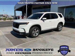 2024 Honda Pilot EX-L w/Rear Captain's Chairs