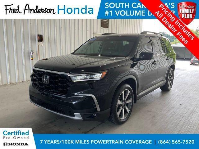 2025 Honda Pilot 2WD Touring