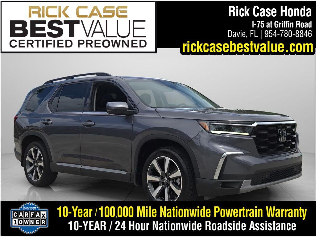 2025 Honda Pilot 2WD Touring — photo 1 of 6