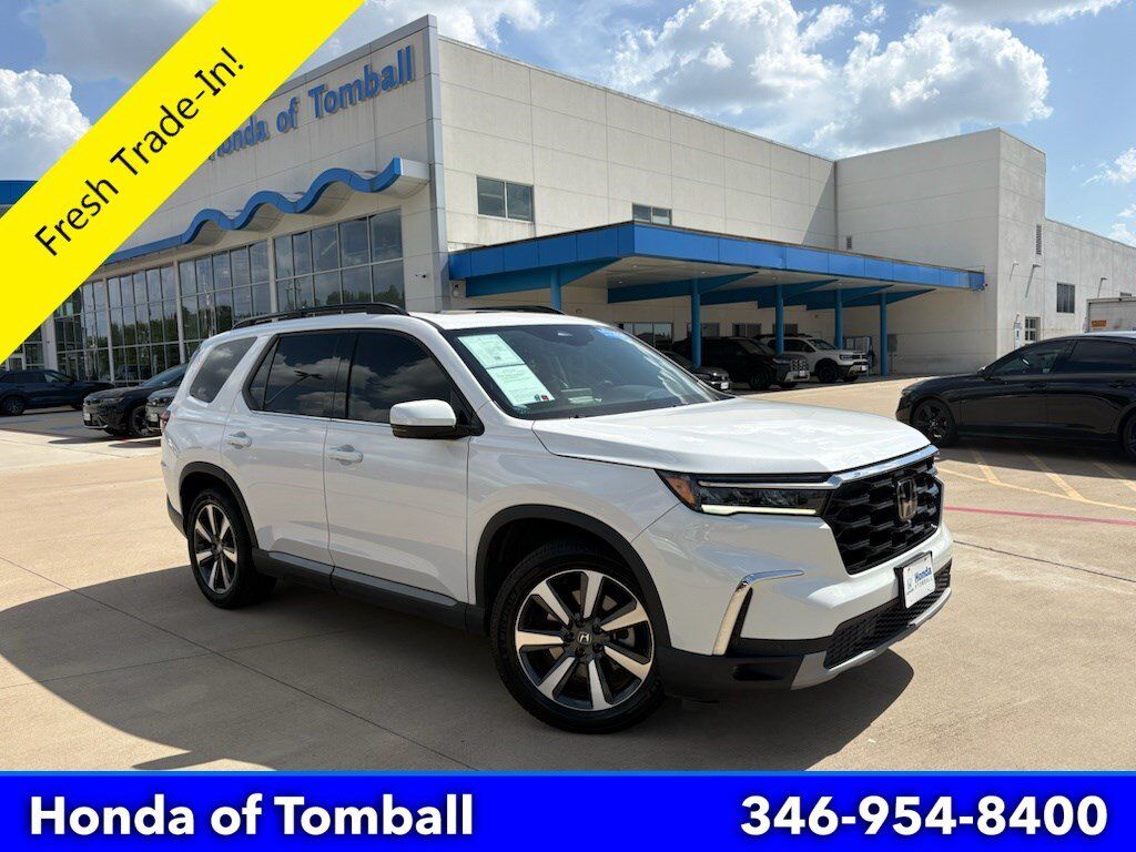 2024 Honda Pilot 2WD TRG — photo 1 of 7