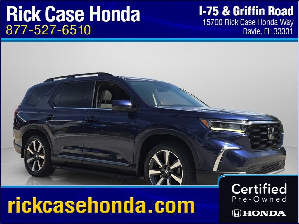 2023 Honda Pilot 2WD TRG — photo 1 of 6