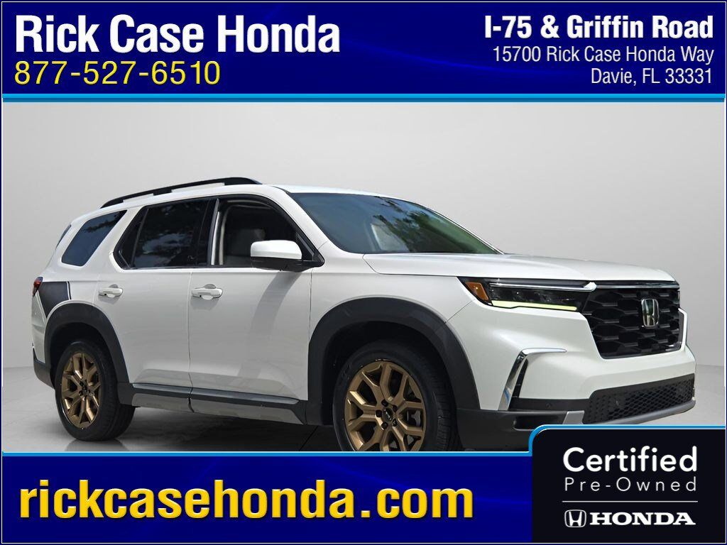 2023 Honda Pilot 2WD TRG — photo 1 of 6