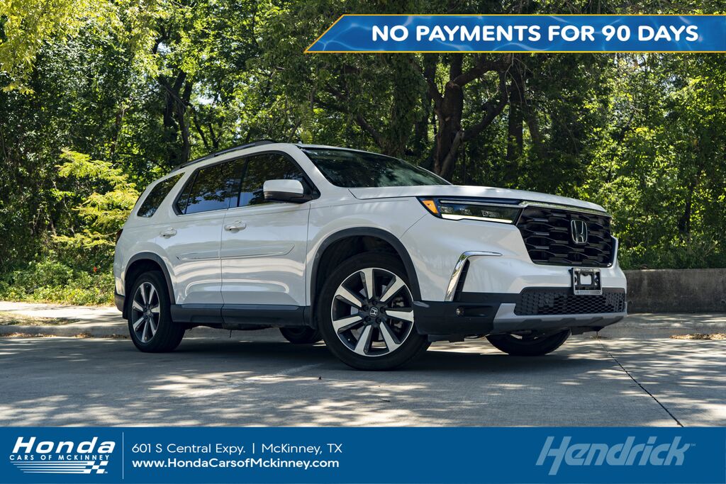 2023 Honda Pilot 2WD TRG — photo 1 of 7