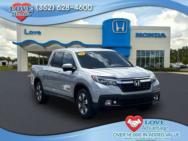 2019 Honda Ridgeline RTL-T — photo 1 of 13