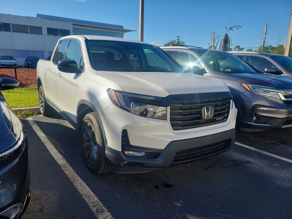 2023 Honda Ridgeline AWD SPORT — photo 1 of 7