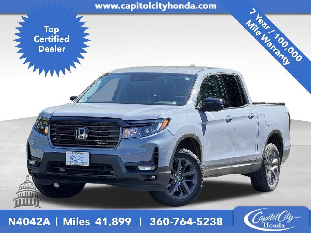 2023 Honda Ridgeline AWD SPORT — photo 1 of 6