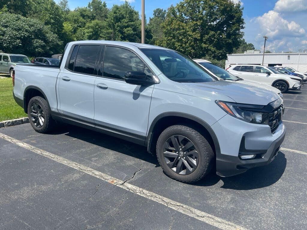 2024 Honda Ridgeline Sport — photo 1 of 2