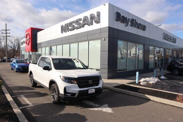 2024 Honda Ridgeline Sport — photo 1 of 13