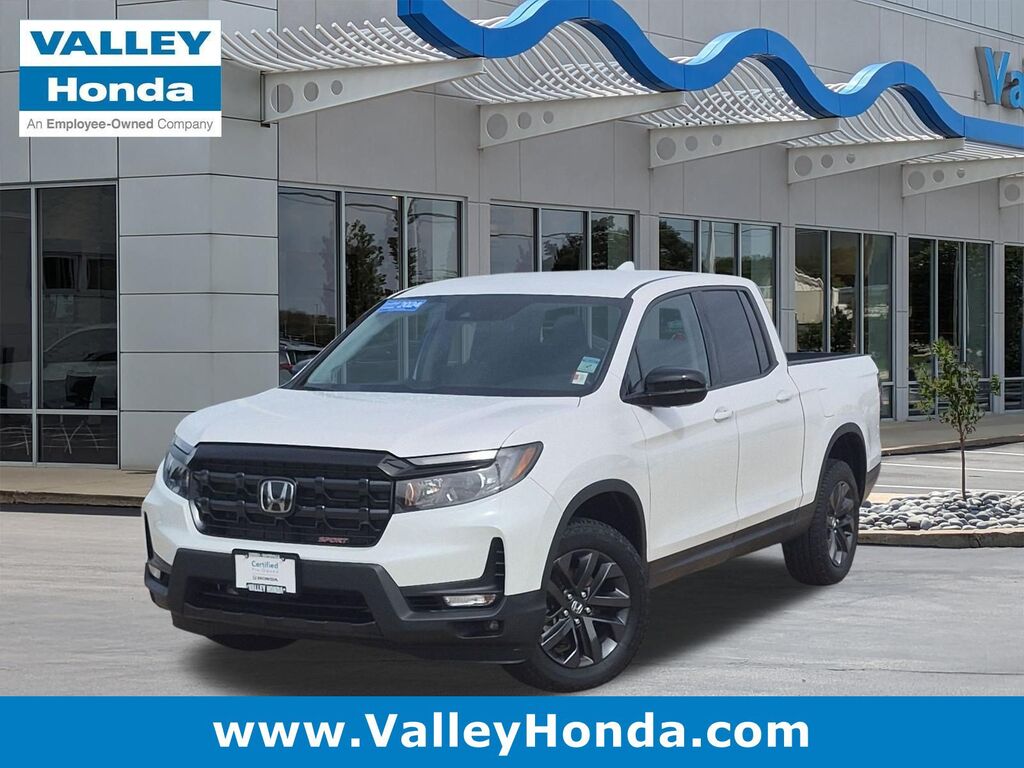 2024 Honda Ridgeline AWD SPORT — photo 1 of 7