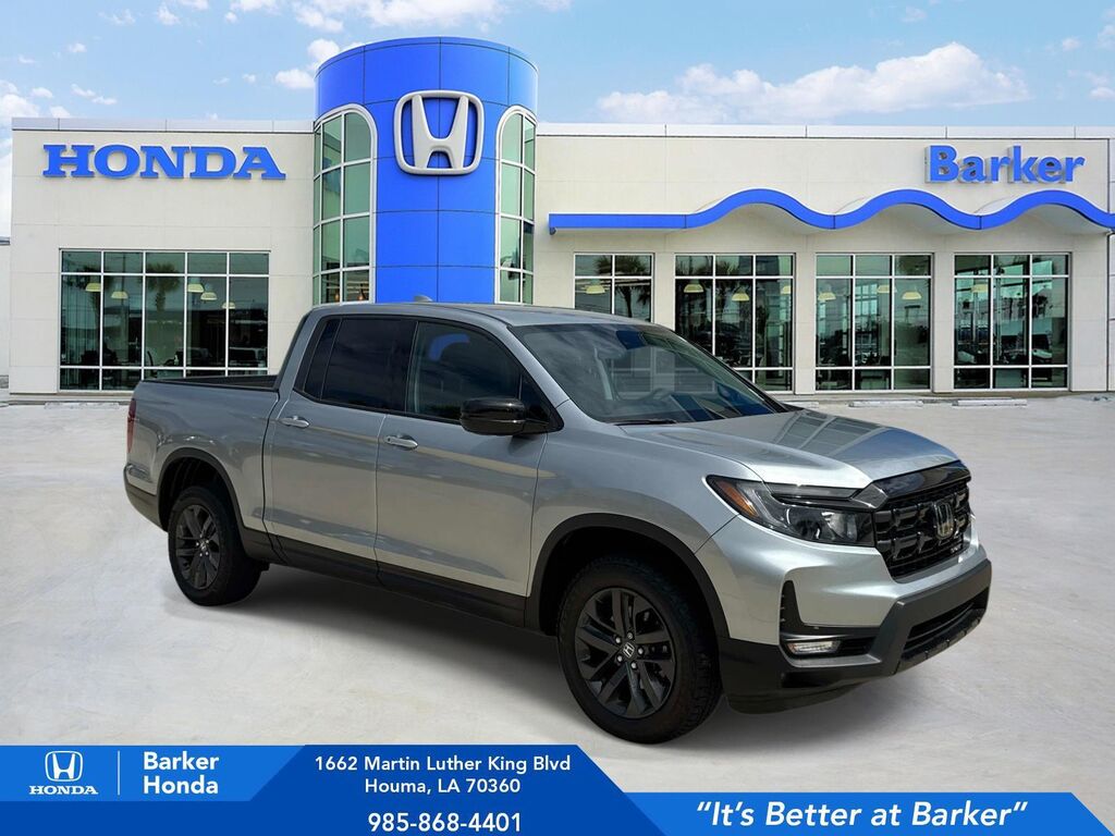 2025 Honda Ridgeline Sport — photo 1 of 13