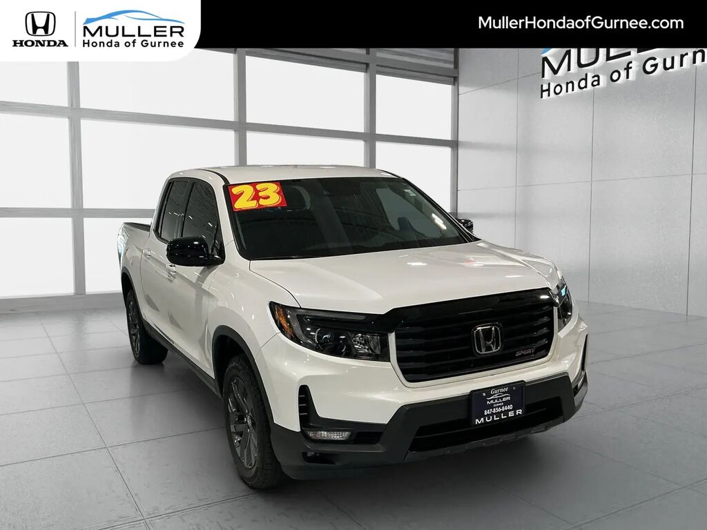 2023 Honda Ridgeline Sport — photo 1 of 13