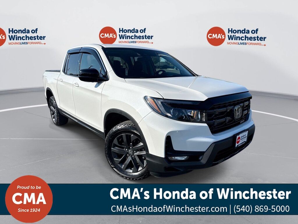 2025 Honda Ridgeline Sport — photo 1 of 13
