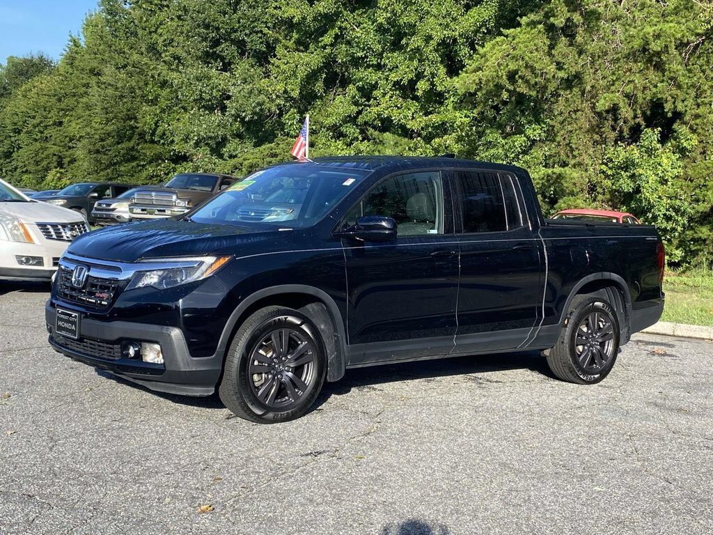 2018 Honda Ridgeline AWD Sport — photo 1 of 7