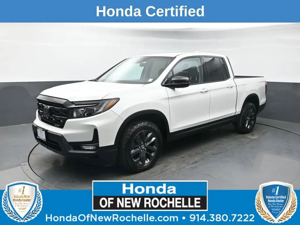 2025 Honda Ridgeline Sport — photo 1 of 11