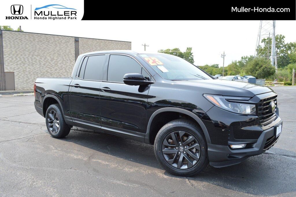 2023 Honda Ridgeline Sport — photo 1 of 11