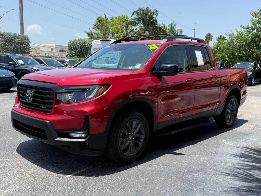 2023 Honda Ridgeline Sport — photo 1 of 13