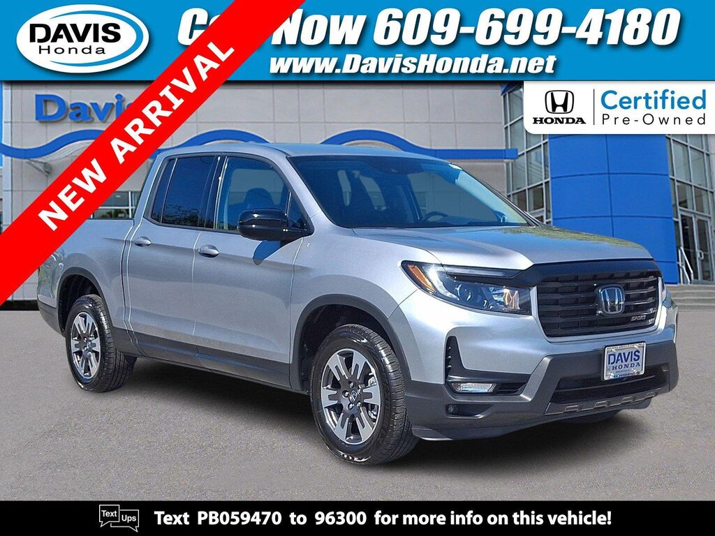 2023 Honda Ridgeline Sport — photo 1 of 13