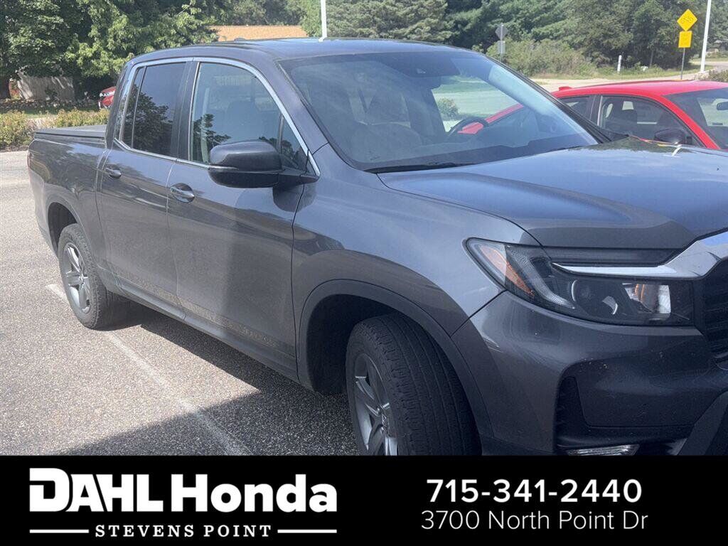 2023 Honda Ridgeline AWD RTL — photo 1 of 7