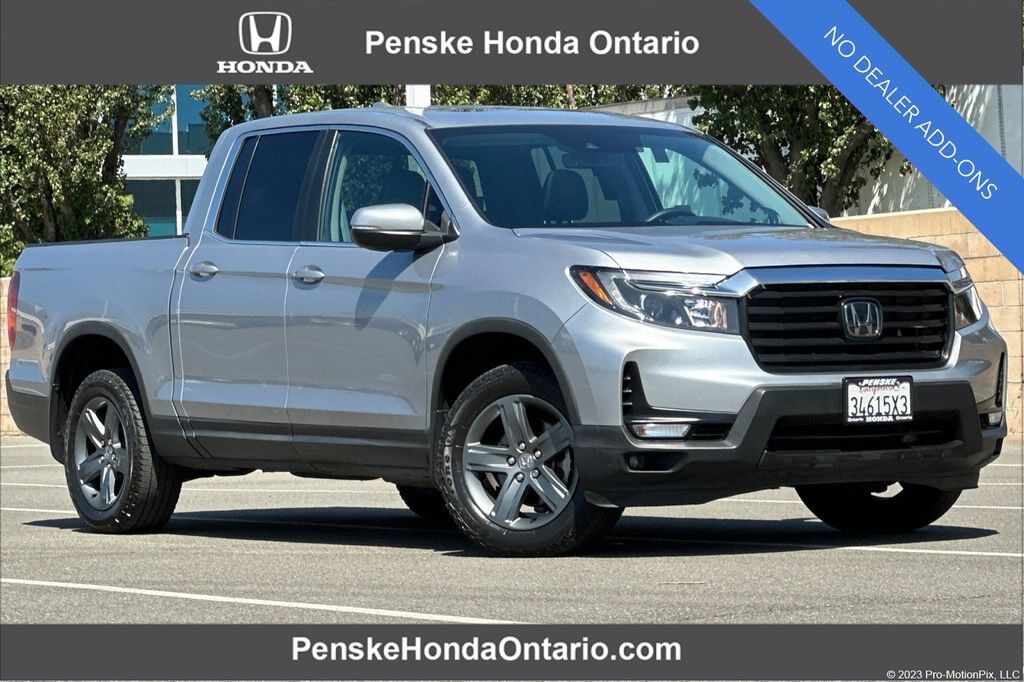 2023 Honda Ridgeline AWD RTL — photo 1 of 7