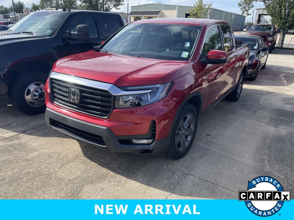 2023 Honda Ridgeline AWD RTL — photo 1 of 7
