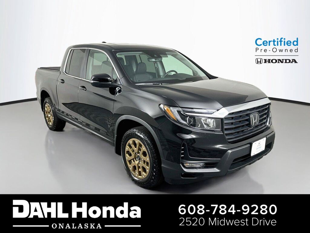 2023 Honda Ridgeline AWD RTL — photo 1 of 7