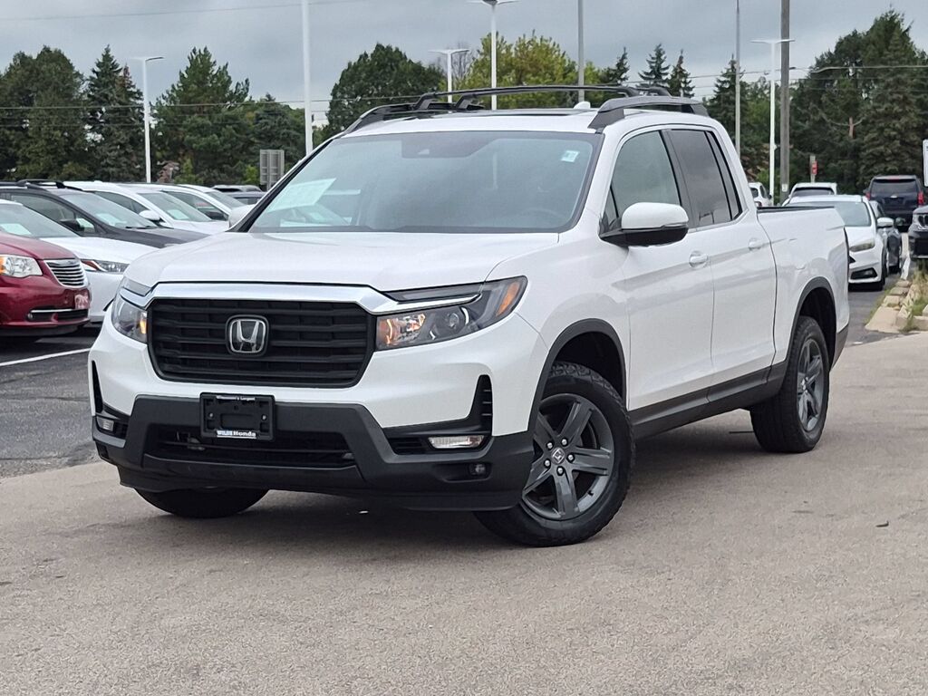 2023 Honda Ridgeline AWD RTL — photo 1 of 7