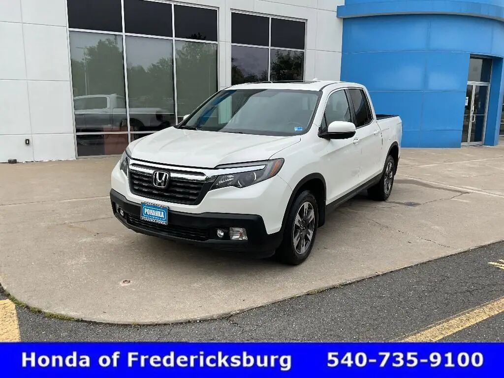 2019 Honda Ridgeline RTL-T — photo 1 of 13