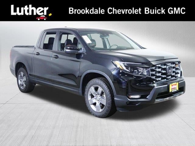 2025 Honda Ridgeline TrailSport — photo 1 of 13