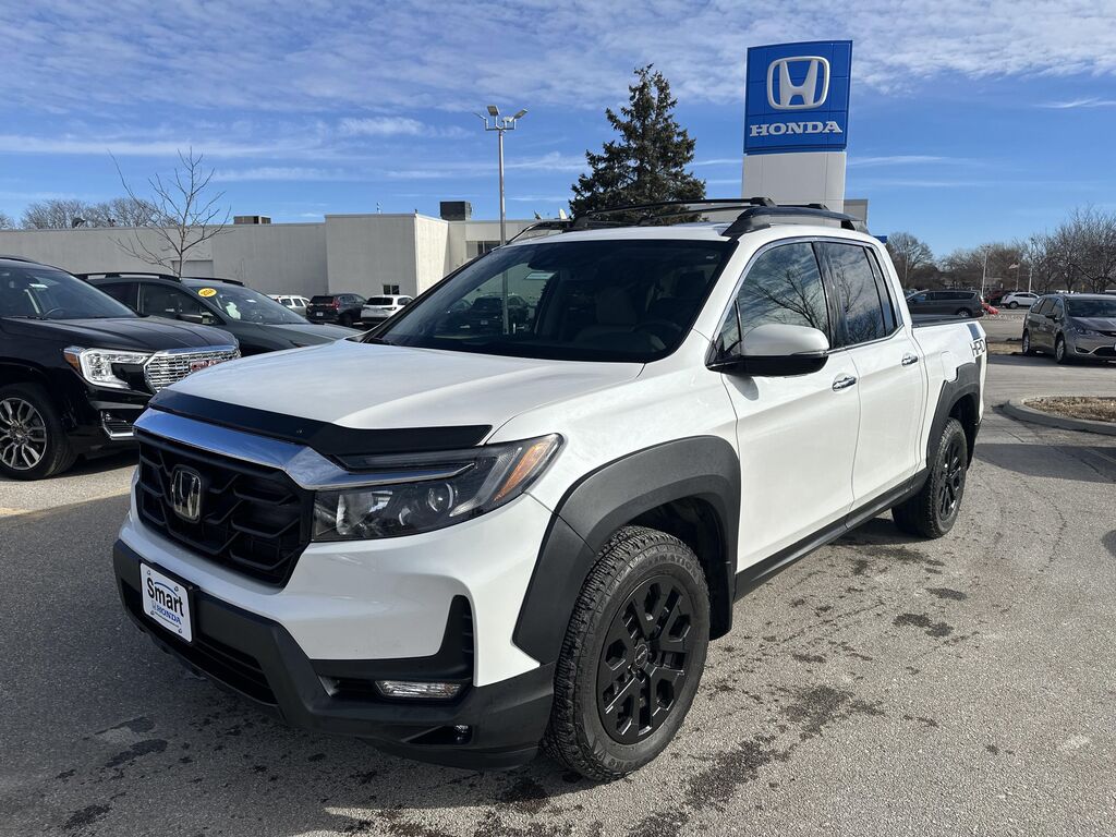 2023 Honda Ridgeline RTL-E — photo 1 of 7